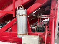 UNIK8334_2884772 vehicle image