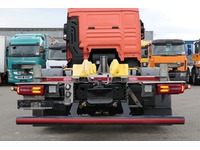 DOLD2821_2886684 vehicle image