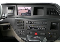 DOLD2821_2886684 vehicle image