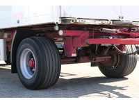DOLD2821_2988865 vehicle image