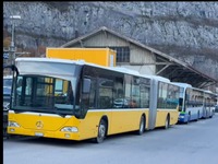 0449025 vehicle image