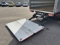 MART276_3030528 vehicle image
