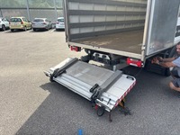 MART276_3030528 vehicle image