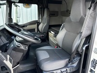 MAN126_2867170 vehicle image