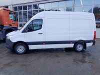 ALTH1974_2833394 vehicle image