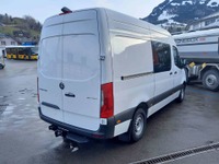 ALTH1974_2833394 vehicle image