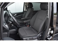 TOC1273_2921424 vehicle image