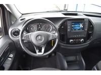 TOC1273_2921424 vehicle image