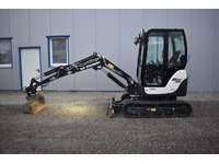 TOC1273_2775721 vehicle image