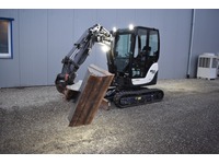 TOC1273_2775721 vehicle image