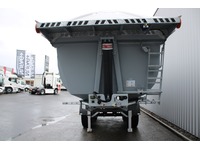 BFS260_2598218 vehicle image