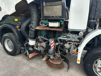 UNIK8334_2720759 vehicle image