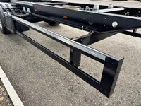 MAN126_2736372 vehicle image
