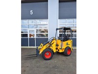 BISC10471_2879399 vehicle image