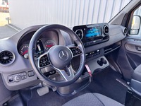 MAN126_2871110 vehicle image