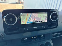 MAN126_2871110 vehicle image