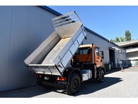TOC1273_3046757 vehicle image