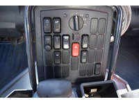 TOC1273_3046757 vehicle image