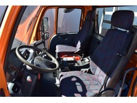 TOC1273_3046757 vehicle image