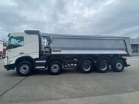 VTBO844_2851410 vehicle image