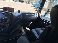 HATI10828_2939545 vehicle image