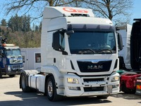 UNIK8334_2884131 vehicle image