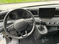 EBER138_2676617 vehicle image