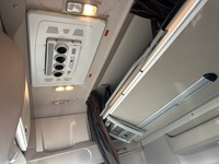 UNIK8334_2768920 vehicle image