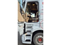 Rena3_2804061 vehicle image