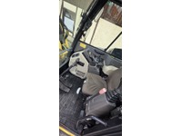 0452025 vehicle image