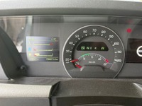 TOLA8240_2737250 vehicle image