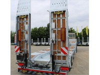 INTG9387_2741217 vehicle image