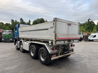 AGRO3463_2904646 vehicle image