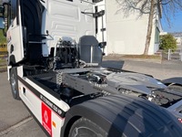 WIND191_2798596 vehicle image