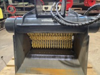 VISI1614_2890079 vehicle image