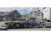 THOM6454_1965350 vehicle image