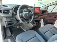THOM6454_2821826 vehicle image
