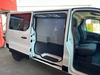 THOM6454_2821826 vehicle image