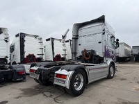 UNIK8334_2815207 vehicle image