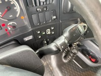 UNIK8334_2815207 vehicle image