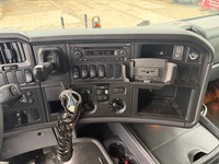 UNIK8334_2815207 vehicle image