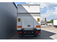 TOC1273_2928448 vehicle image