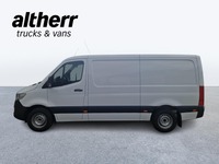ALTH1974_2940161 vehicle image