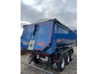 0034026 vehicle image