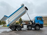 TMR8055_2752375 vehicle image