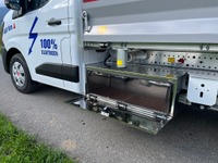 EBER138_2704634 vehicle image