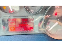 TAMZ4659_2931758 vehicle image