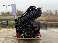 TMR8055_2769384 vehicle image