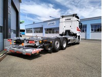 LARA4267_2810964 vehicle image