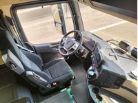 LARA4267_2810964 vehicle image